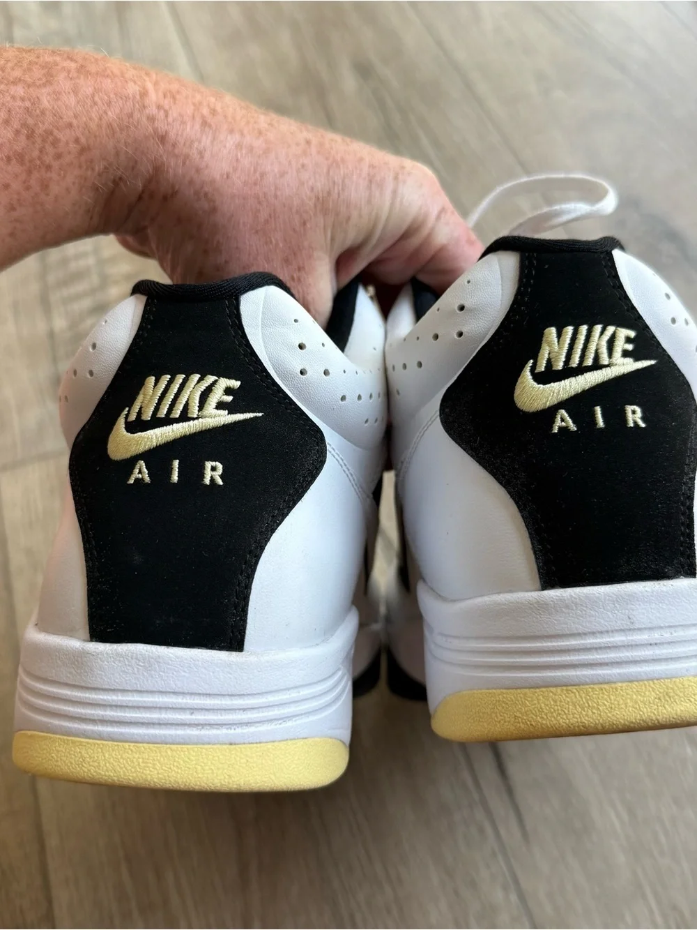 Nike Air Flight Lite Mid sneakers men’s size 8.5 white lemon
